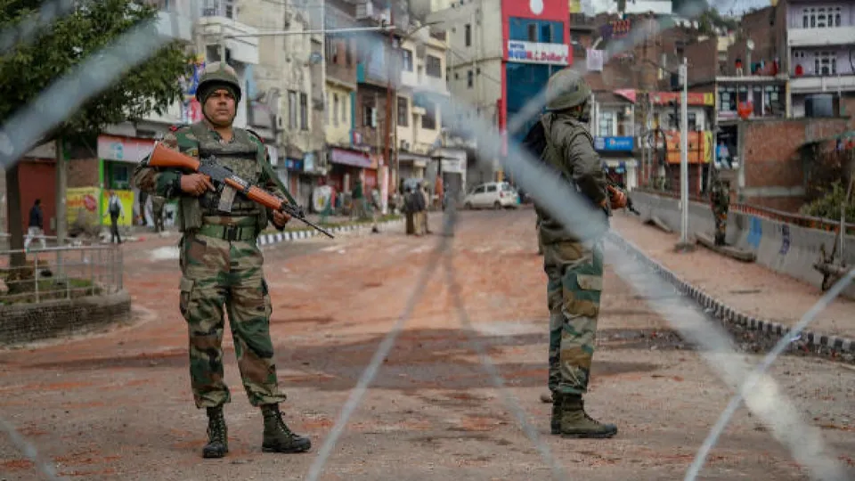 Pulwama Security Forces Indian Army Jammu and Kashmir Encounter