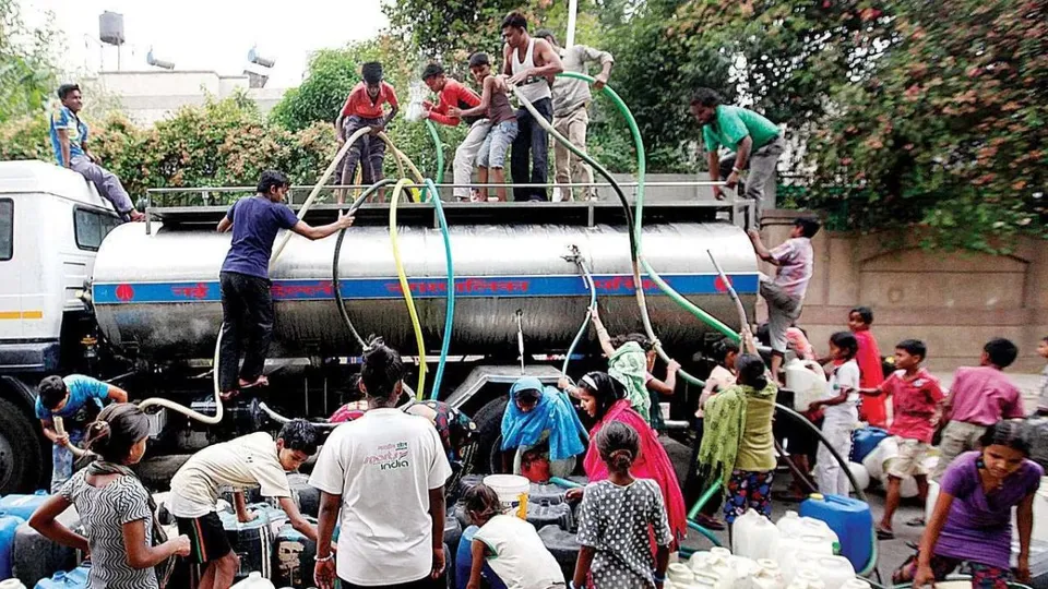 Water shortage in South Delhi