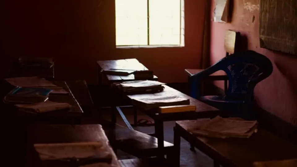 school classroom.jpg