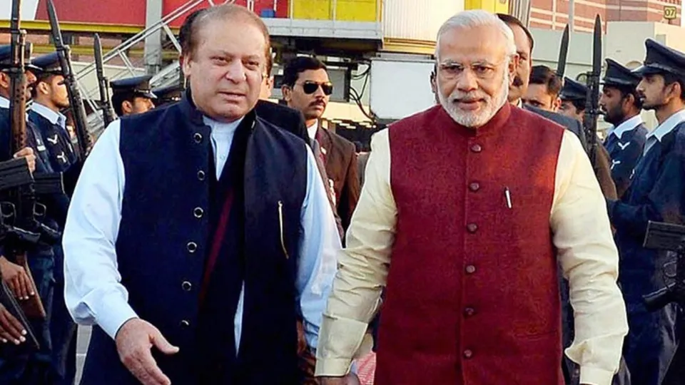 PML-N party supremo Nawaz Sharif and India's prime minister Narendra Modi (File image)