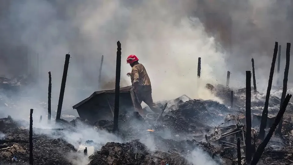 Shastri Park slum Fire