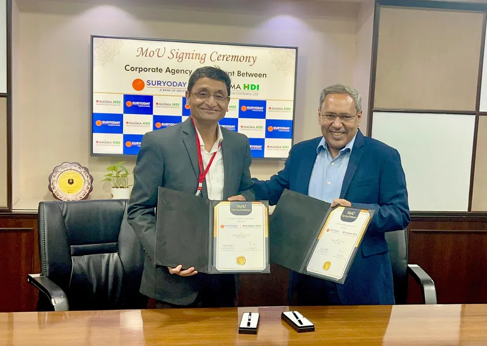 MoU Signing ceremony - Rajive Kumaraswami, MD & CEO of Magma HDI General Insurance (Left) and Baskar Babu Ramachandran, MD & CEO of Suryoday Small Finance Bank (Right)