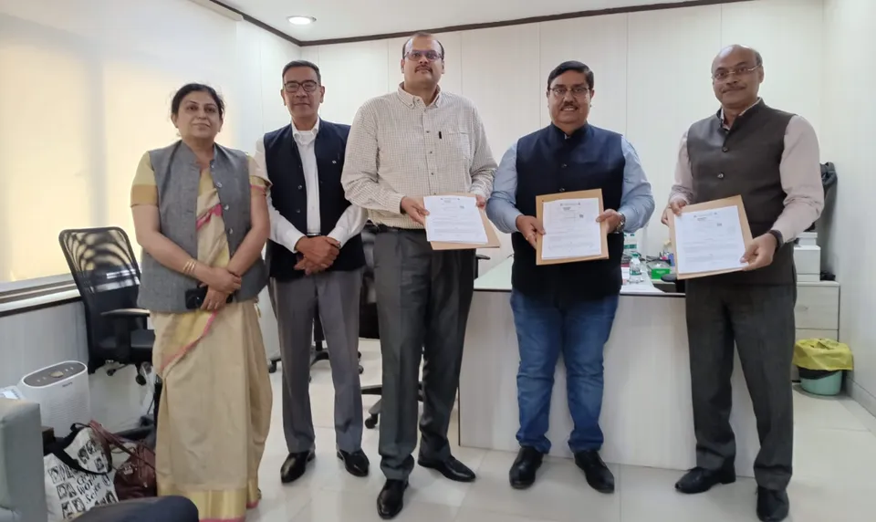 Sangeeta Dawar, Rajvir Rathi and Ajeet Chahal from Bayer, Aneesh Jain-Gram Unnati & Sanjay Rakesh from CSC