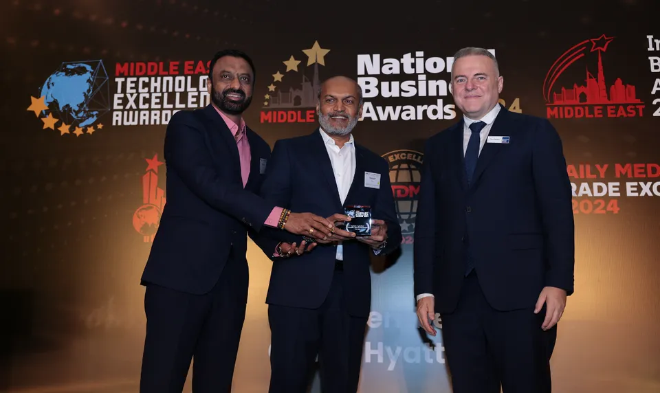 FarmERP receiving UAE Technology Excellence Award 2024 for Agritech.jpg