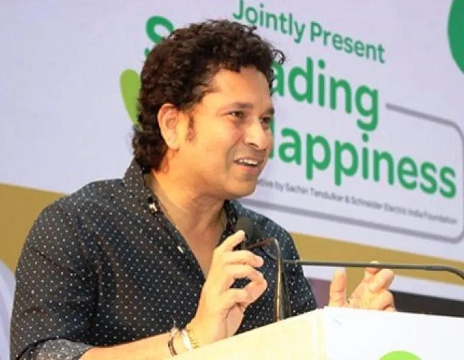 Schenider Electric, Sachin Tendulkar, Solar POwer