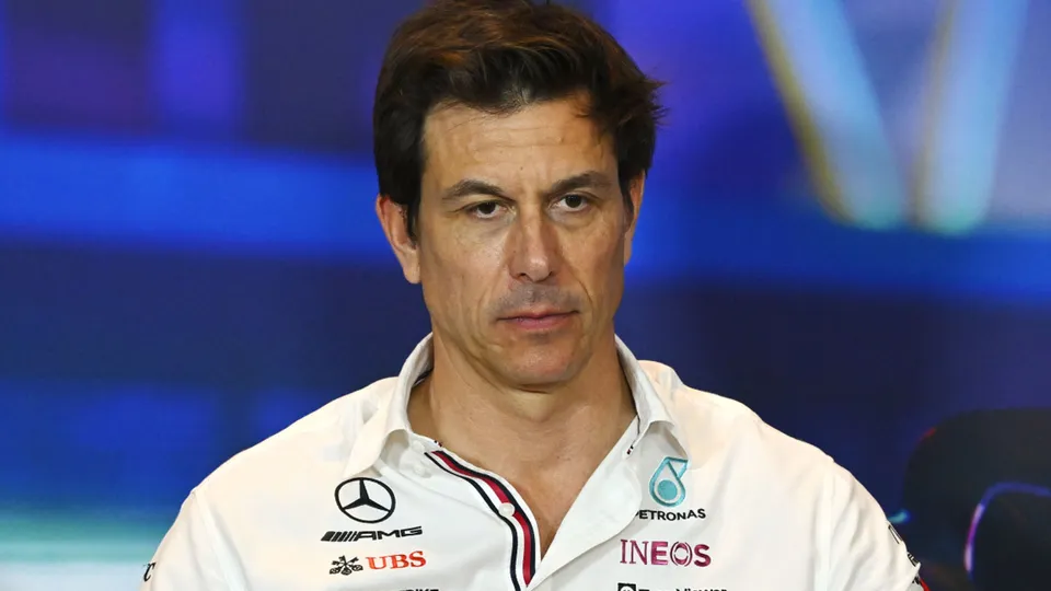 Toto Wolff continues to bid for getting Adrian Newey not 'Messiah'