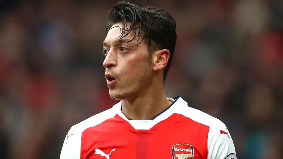 Mesut Ozil makes serious comment against Tottenham Hotspurs ahead of Manchester City clash