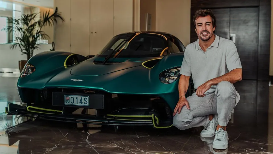 WATCH: Fernando Alonso gets first rumored Adrian Newey-designed Aston Martin 