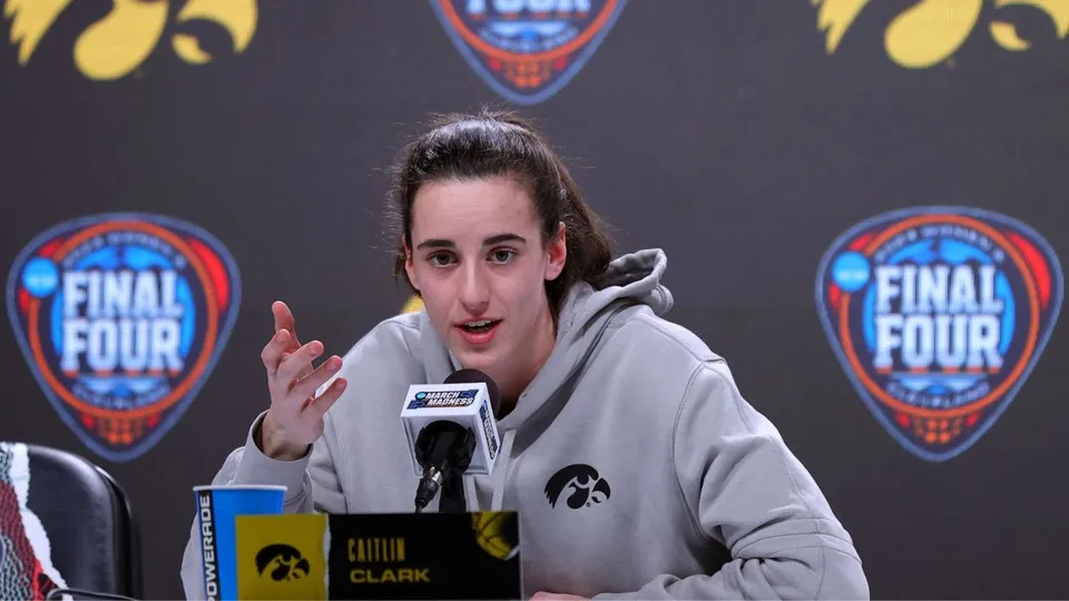Caitlin Clark bids farewell to Lowa Hawkeyes as her college career comes to an end