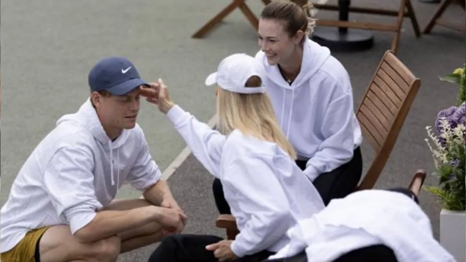 Jannik Sinner and Anna Kalinskaya seen together in Wimbledon warm-ups