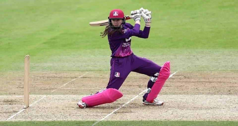 Sarah Bryce, Megan Belt dominate Kent Cricket Awards for 2020