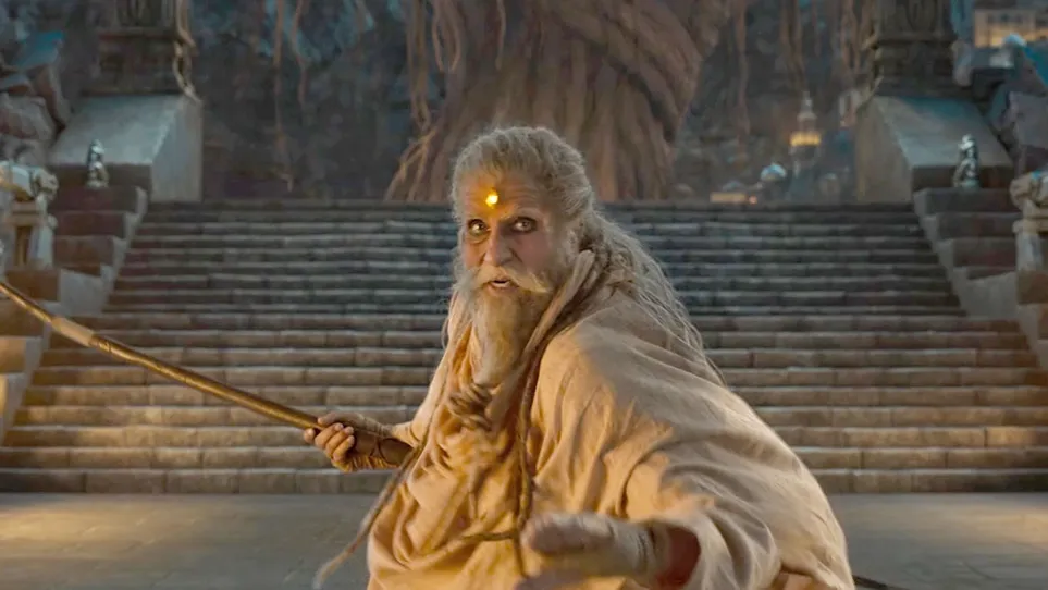 कल्कि 2898 AD' के ट्रेलर रिलीज के वक्त अपने फोन से परेशान हुए अमिताभ बच्चन,  बोले- इसे तोड़ दूंगा - amitabh bachchan frustrated with his phone on kalki  2898 ad trailer launch