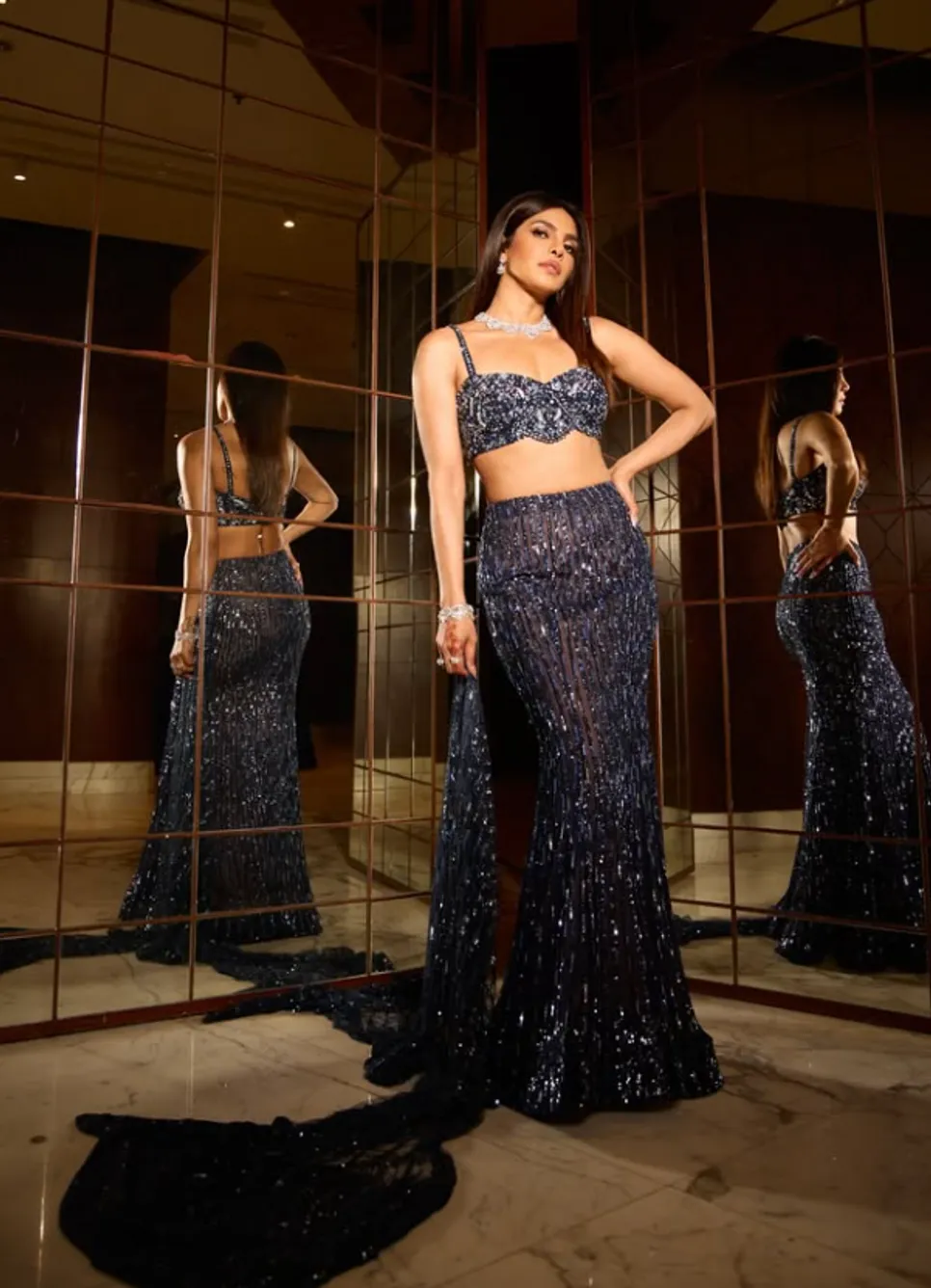 priyanka chopra blue lehnga
