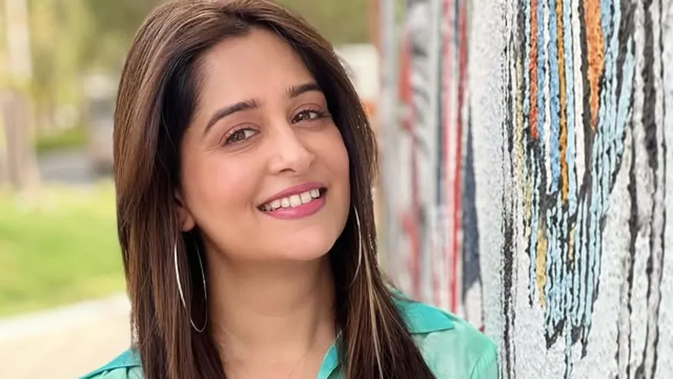 Tv Serial Actress Dipika Kakar 