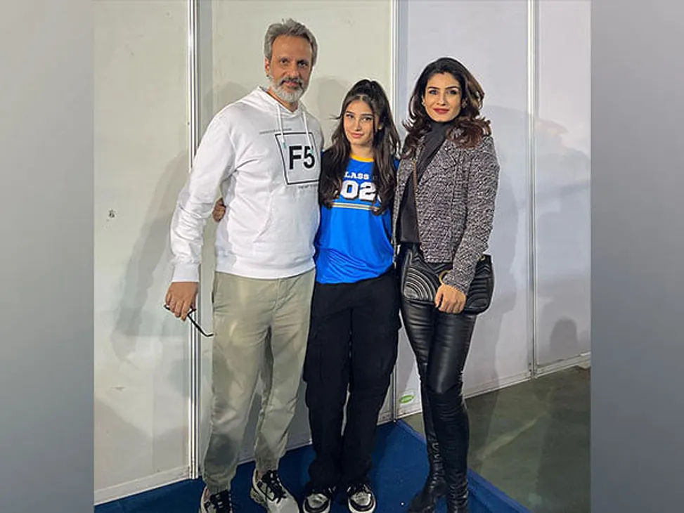 Raveena tandon parents