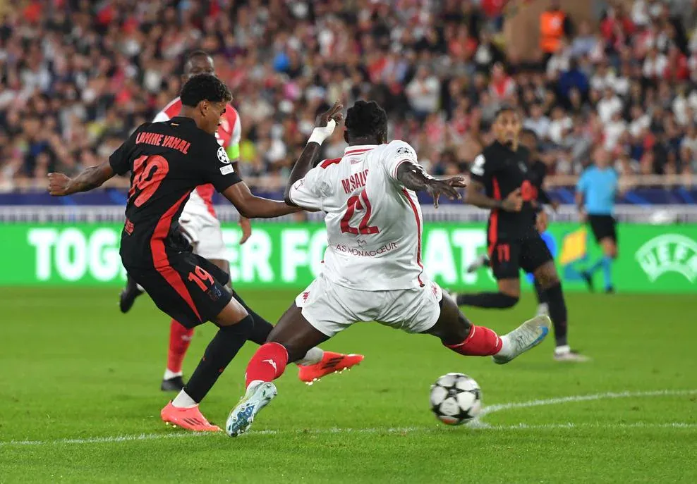 Lamine Yamal scored the equaliser for Barcelona against Monaco - sportzpoint.com