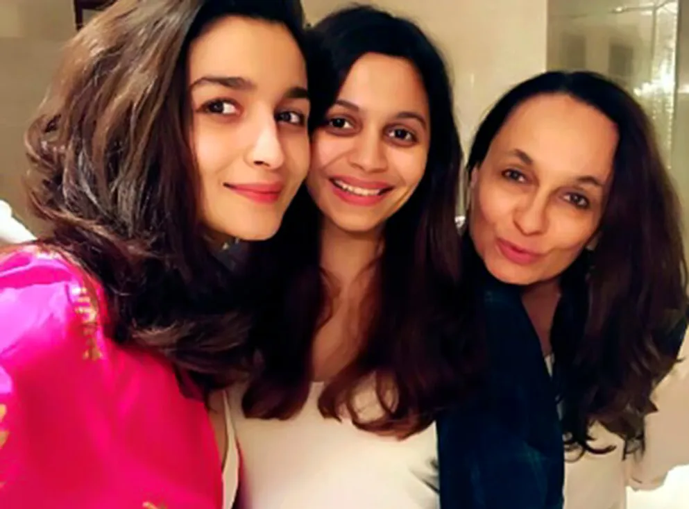  Alia Bhatt family 