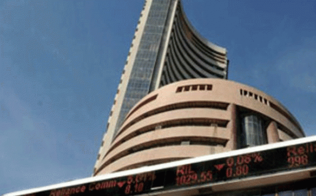 Late recovery lifts Sensex by 164 pts; FMCG, IT shine