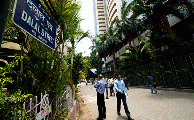 Sensex loses further by falling 43 points on sustained capital outflows