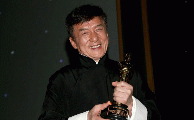 Jackie Chan recieves honourary Oscar at Eighth Annual Governors Awards 