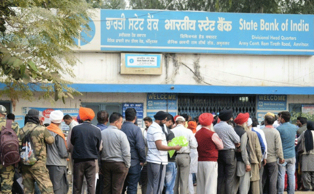 Demonetisation: Villagers hold protests, block Noida-Sikandrabad road as banks run out of cash