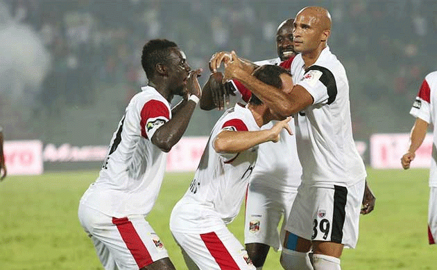 NorthEast United revive semifinal hopes with a narrow victory over Dynamos