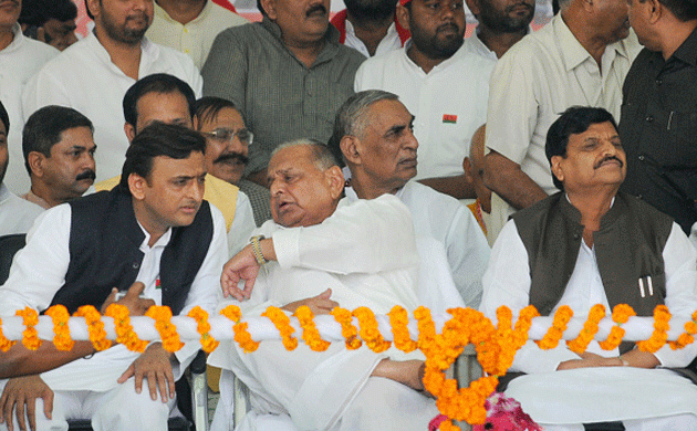 Ticket selection: SP stares at another round of power struggle between Akhilesh and Shivpal