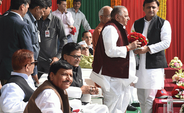 SP ticket war: Mulayam Singh Yadav calls for meeting of candidates declared for Assembly elections