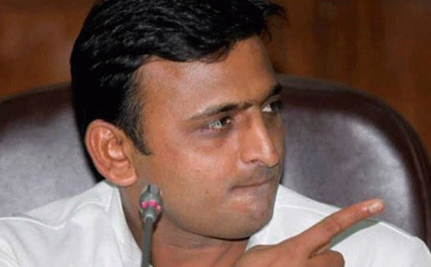 SP feud: Akhilesh Yadavâ€™s faction reaches EC, stakes claim over Cycle symbol