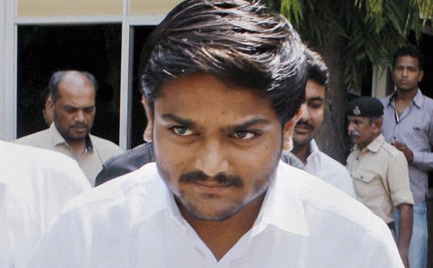 Hardik Patel returns to Gujarat after six months exile, calls for Dangal against autocracy