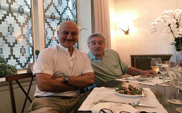 Robert De Niro invites Anupam Kher for lunch on Father's Day