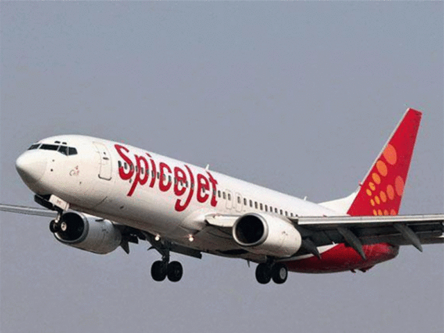 Mumbai-Durgapur SpiceJet Flight Encounters Turbulence, 13 Injured